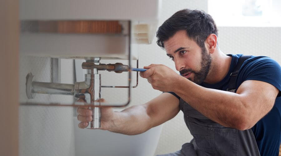 Garbage disposal repair in Plantersville, MS